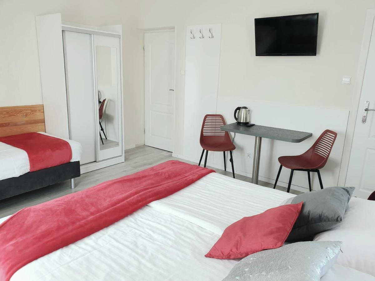 Solar Bed & Breakfast Karwia Εξωτερικό φωτογραφία